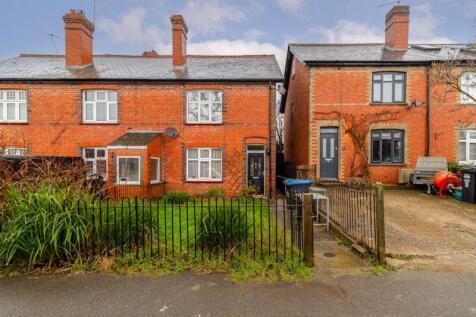 Lagham Road, Godstone 2 bed terraced house for sale