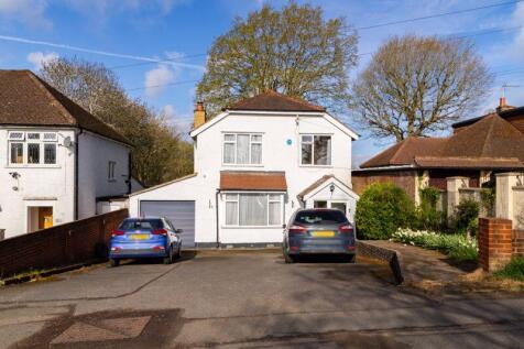 Farleigh Road, Warlingham 3 bed detached house for sale