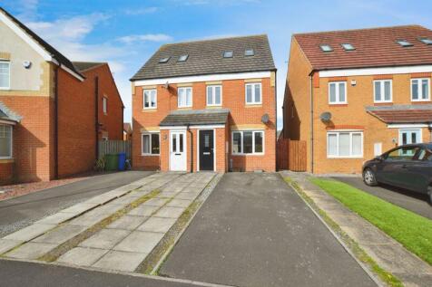3 bedroom semi-detached house for sale