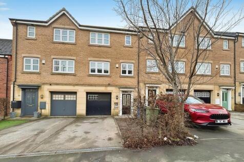 Pilgrims Approach, Gainsborough 4 bed terraced house for sale