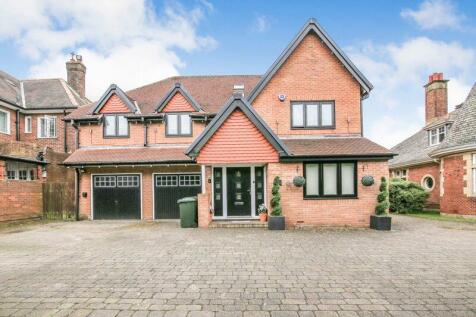 7 bedroom detached house for sale