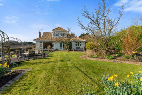 Hastingwood Road, Harlow CM17 5 bed detached house for sale