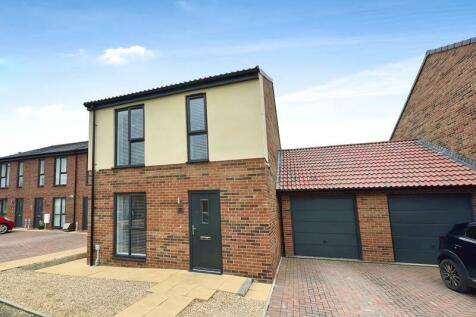 3 bedroom detached house for sale