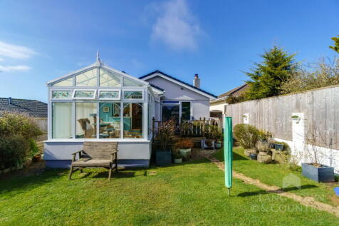 Furzehatt Rise, Plymouth PL9 2 bed detached bungalow for sale