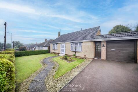 Pye Green Road, Cannock... 3 bed bungalow for sale