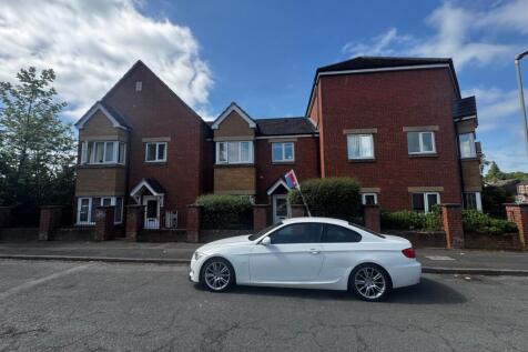 2 bedroom flat for sale