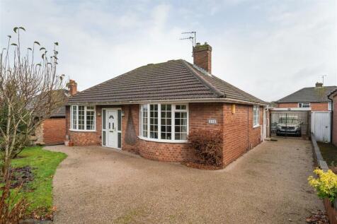 2 bedroom detached bungalow for sale