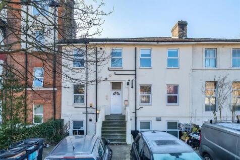 Albert Road, London 1 bed flat for sale