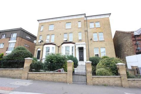 Portland Rd, London 3 bed flat for sale