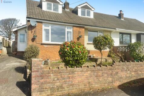 4 bedroom semi-detached bungalow for sale