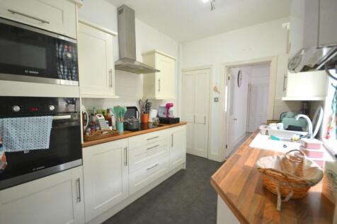 Wycliffe Road, Abington, Northampton NN1 3 bed terraced house for sale