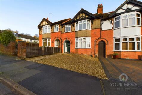 Pinewood Road, Spinney Hill... 3 bed terraced house for sale