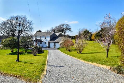 4 bedroom country house for sale