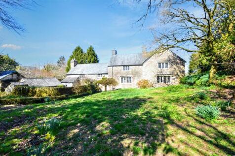 4 bedroom country house for sale
