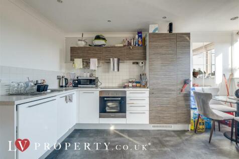 City Walk, Irving Street 2 bed apartment for sale