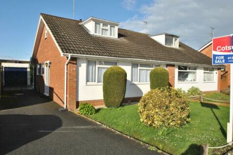 3 bedroom semi-detached bungalow for sale