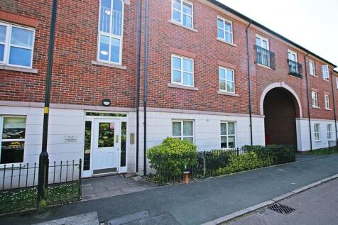 2 bedroom ground floor flat for sale