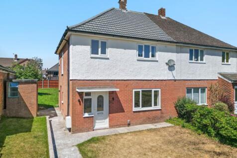 3 bedroom semi-detached house for sale