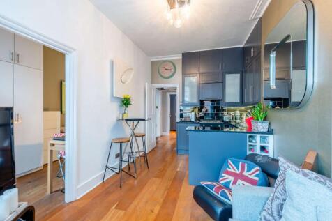 Fulham Road, London 2 bed flat for sale