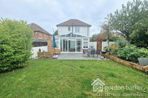 Normanhurst Avenue, Bournemouth BH8 3 bed detached house for sale