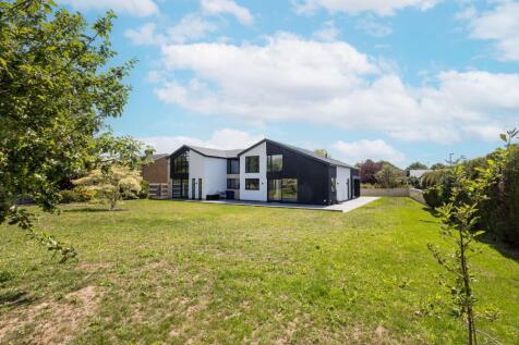 Bloxham Road, Banbury, OX16 6 bed detached house for sale