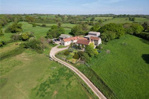 8 bedroom detached house for sale