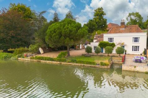 High Street, Aylesford, Kent 6 bed detached house for sale