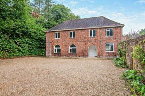 St. Vincents Lane, Addington, West... 4 bed detached house for sale