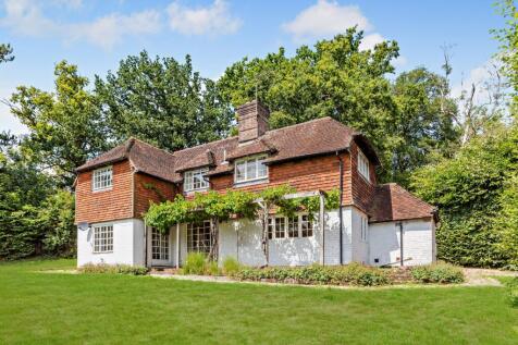 Roundhurst, Haslemere, Surrey 4 bed detached house for sale
