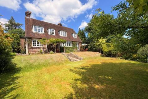 Bunch Lane, Haslemere, Surrey 5 bed detached house for sale