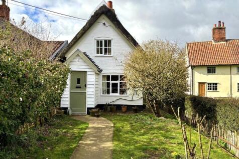 Cratfield 2 bed detached house for sale