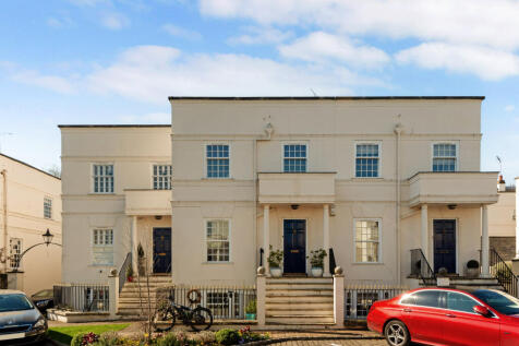 4 bedroom town house for sale