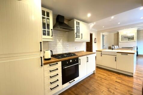 Leicester Way, Jarrow, Tyne and Wear... 4 bed semi