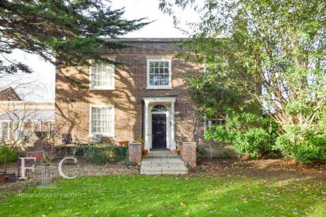 6 bedroom detached house for sale
