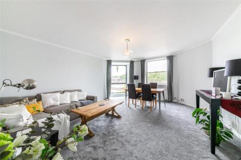 Riverside Court, 20 Nine Elms SW8 3 bed apartment for sale