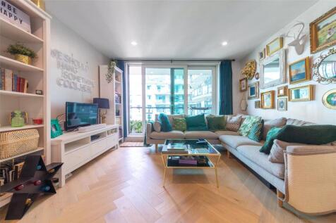 Drake House, St George Wharf SW8 2 bed apartment for sale