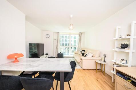 Bridge House, St George Wharf SW8 1 bed apartment for sale