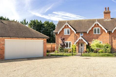 Iwerne Minster, Blandford Forum... 3 bed house for sale