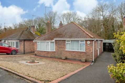 3 bedroom detached bungalow for sale