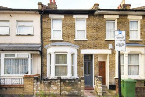 White Road, Stratford, London, E15 2 bed terraced house for sale