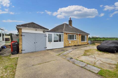 Mill Lane, Hogsthorpe, PE24 3 bed bungalow for sale