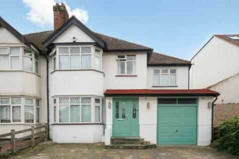 5 bedroom semi-detached house for sale