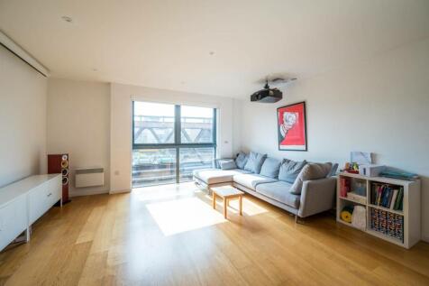 London Bridge, London Bridge, London... 2 bed flat for sale