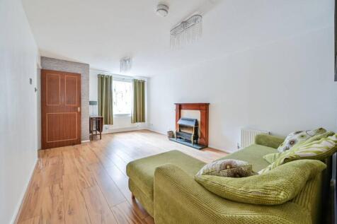 Sherwood Gardens, Bermondsey, London... 3 bed end of terrace house for sale