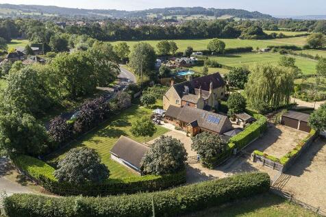 Leamington Road, Broadway... 5 bed house for sale