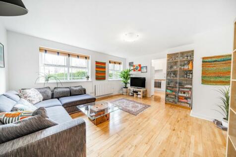 Stott Close, Battersea 2 bed flat for sale