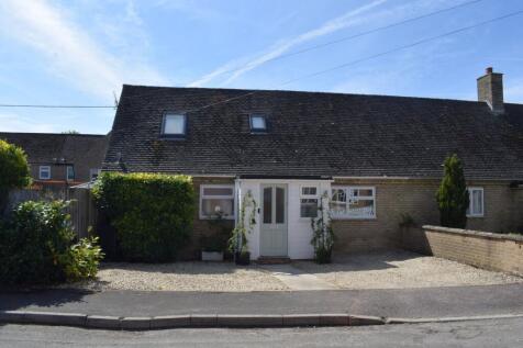 3 bedroom chalet for sale