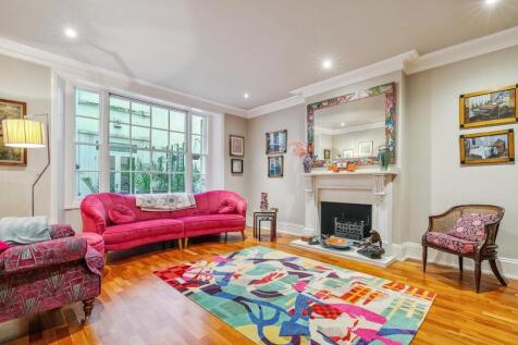 Westbourne Terrace, Bayswater... 4 bed flat for sale