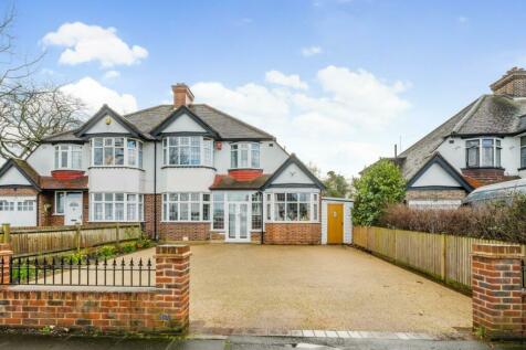 4 bedroom semi-detached house for sale