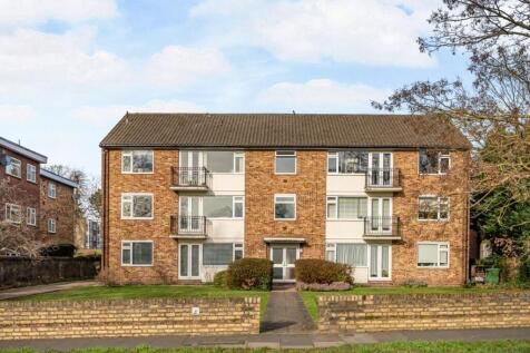 Blakeney Road, Beckenham 3 bed flat for sale